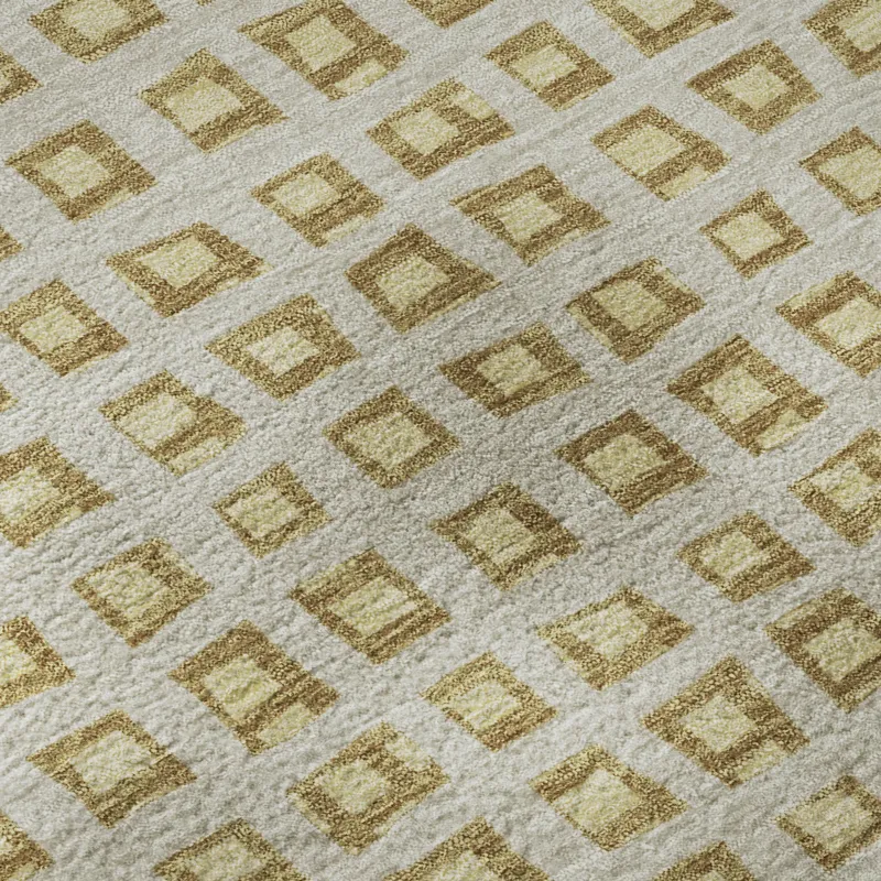 Luxury Washable Indoor/Outdoor The Reserve Gold 2\'3\" x 7\'6\" Runner Rug