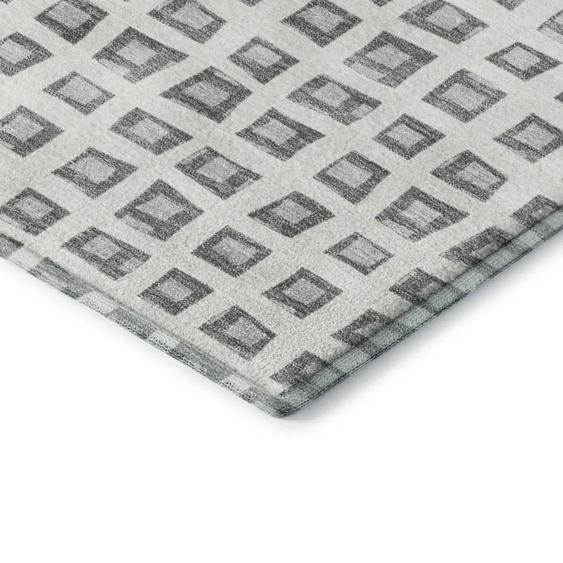 Luxury Washable Indoor/Outdoor The Reserve Gray 8\' x 8\' Round Rug