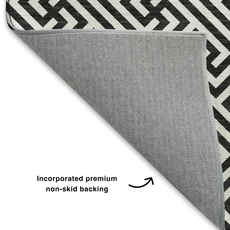 Luxury Washable Indoor/Outdoor The Reserve Black 8\' x 10\' Rug