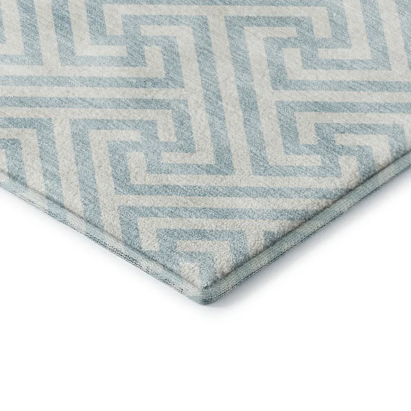 Luxury Washable Indoor/Outdoor The Reserve Sky 1\'8\" x 2\'6\" Rug