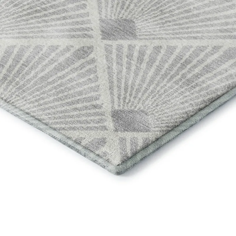 Luxury Washable Indoor/Outdoor The Reserve Silver 2\'6\" x 3\'10\" Rug