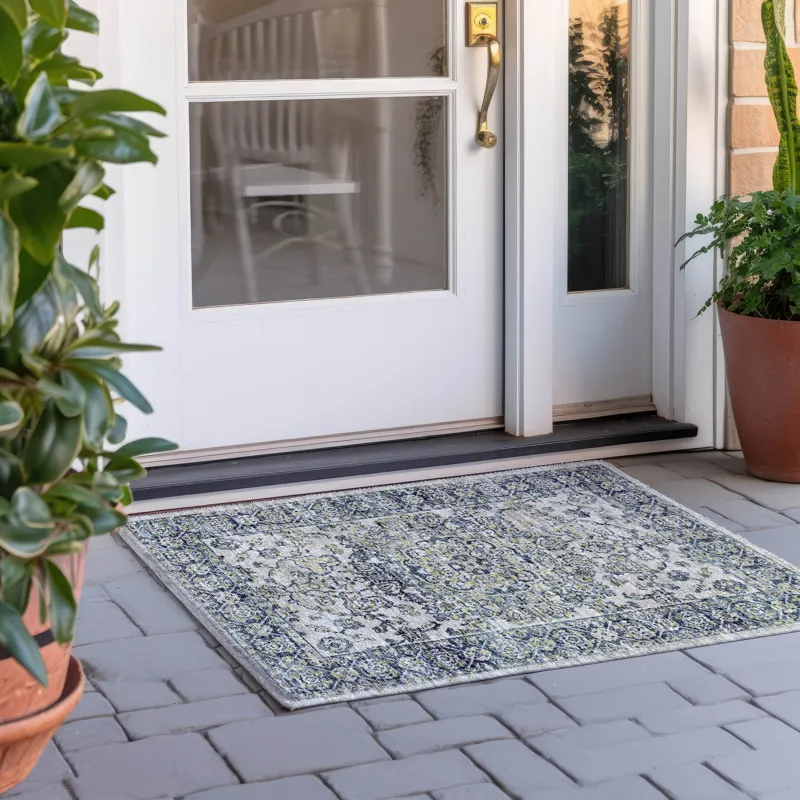 Tuscany Silver 1\'8\" x 2\'6\" Rug