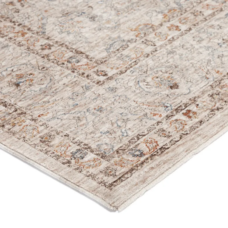 Vienna Ivory 2\'3\" x 7\'10\" Runner Rug