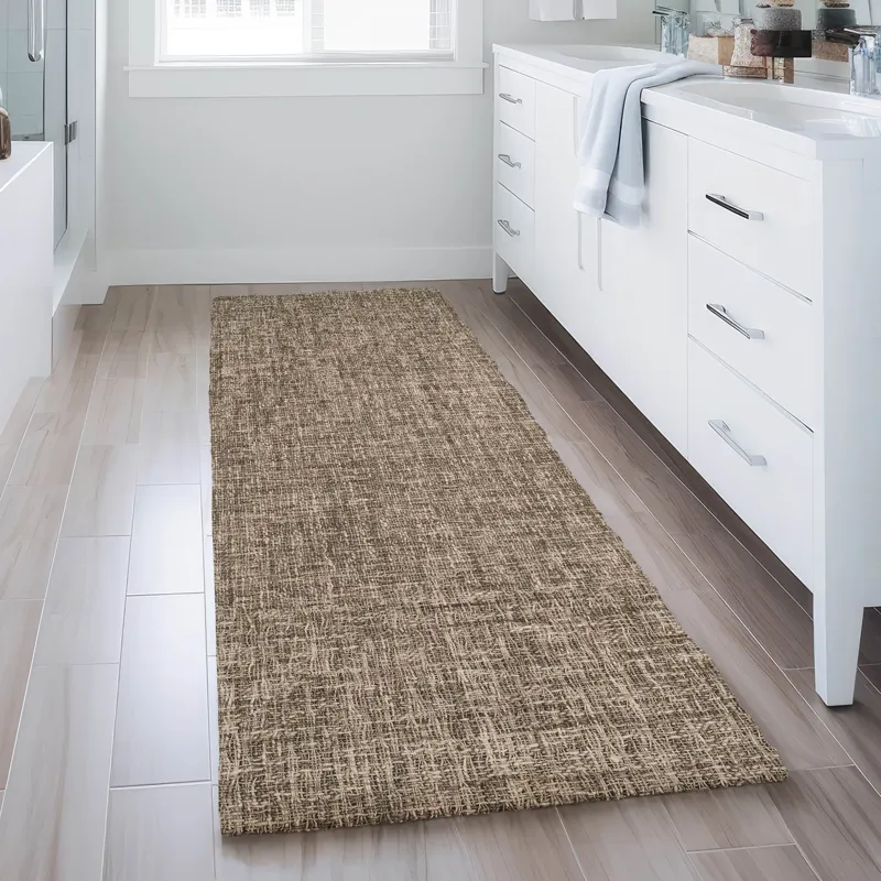 Luxury Washable Voyage Mocha 2\'3\" x 7\'6\" Runner Rug