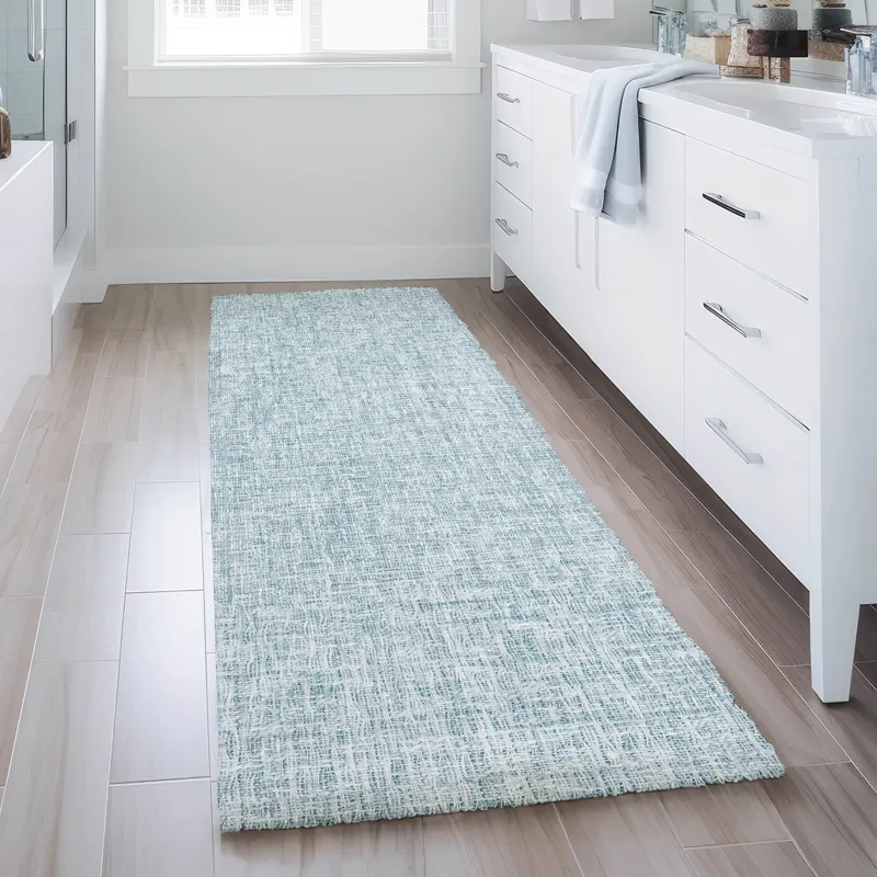 Luxury Washable Voyage Sky 2\'3\" x 7\'6\" Runner Rug