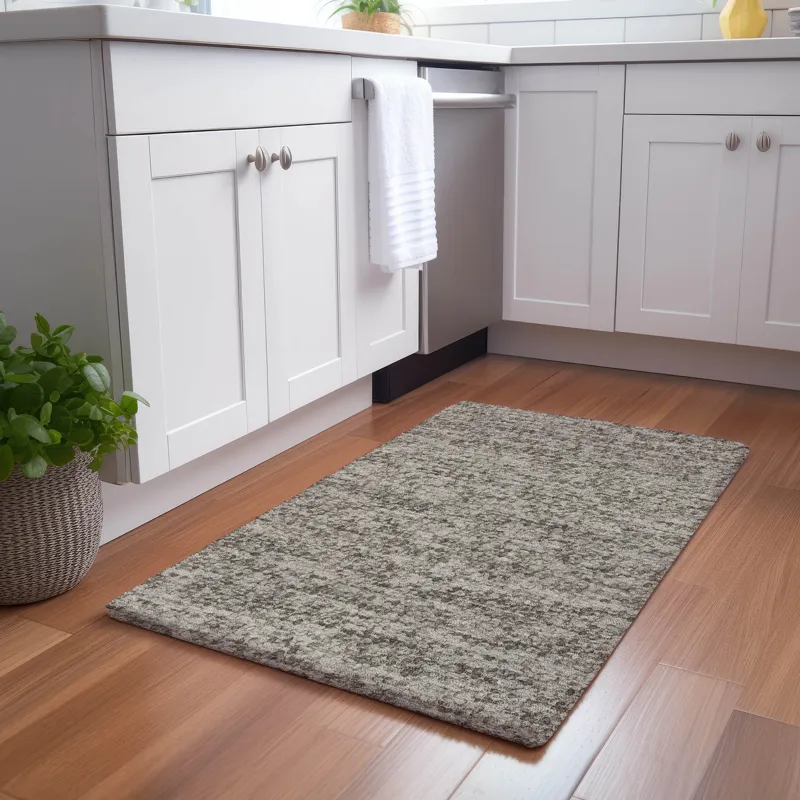 Luxury Washable Voyage Putty 1\'8\" x 2\'6\" Rug