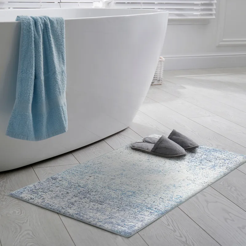 Winslow Sky 2\' x 3\' Rug