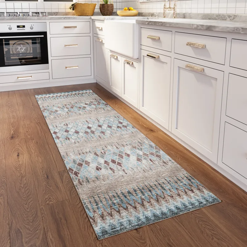 Winslow Taupe 2\'6\" x 8\' Runner Rug