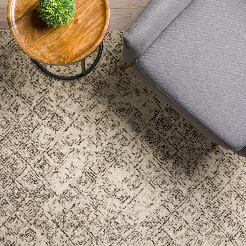 Zoe Chocolate 8\' x 10\' Rug