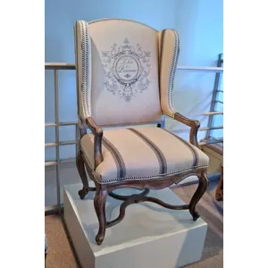 Host Chair