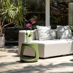 Owens Outdoor End Table Green