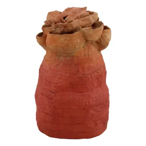 Zapata Sculpture Rose