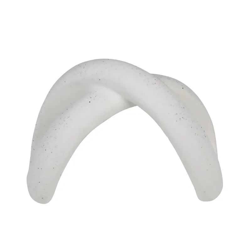 Edvin Sculpture White