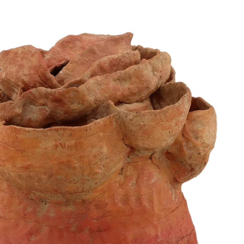 Zapata Sculpture Rose