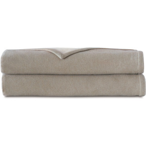 Hansel Flannel King Blanket in Bisque