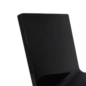 Iris Z-Chair in Black