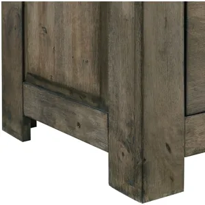Maverick Antique Grey 4PC Set w/ Queen Bed and CH