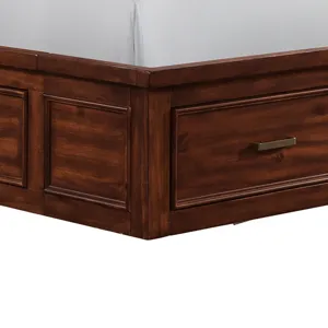 Sullivan Rich Cherry 4PC Set w/Queen Bed & NS