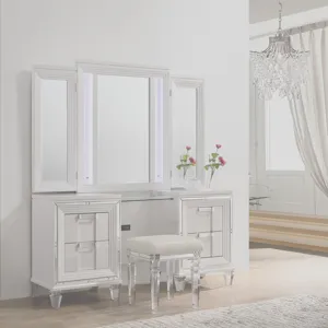 Twenty Nine Dressing Set w/LED & USB Plug White