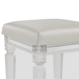 Twenty Nine Dressing Set w/LED & USB Plug White