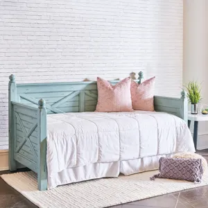 Woodhaven Twin Daybed in Distressed Blue