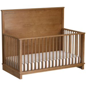 Wyller Crib with Guard Rail in Oak