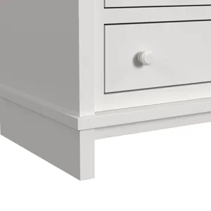 Wyller Dresser and Topper in White