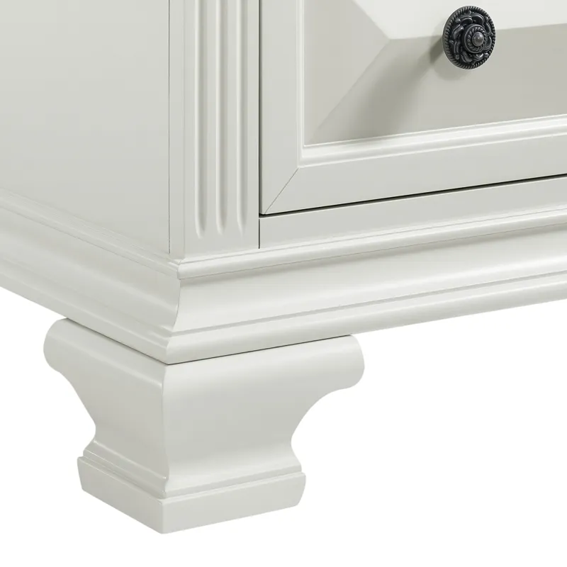 Bridgestone Dresser and Mirror Set in Antique White