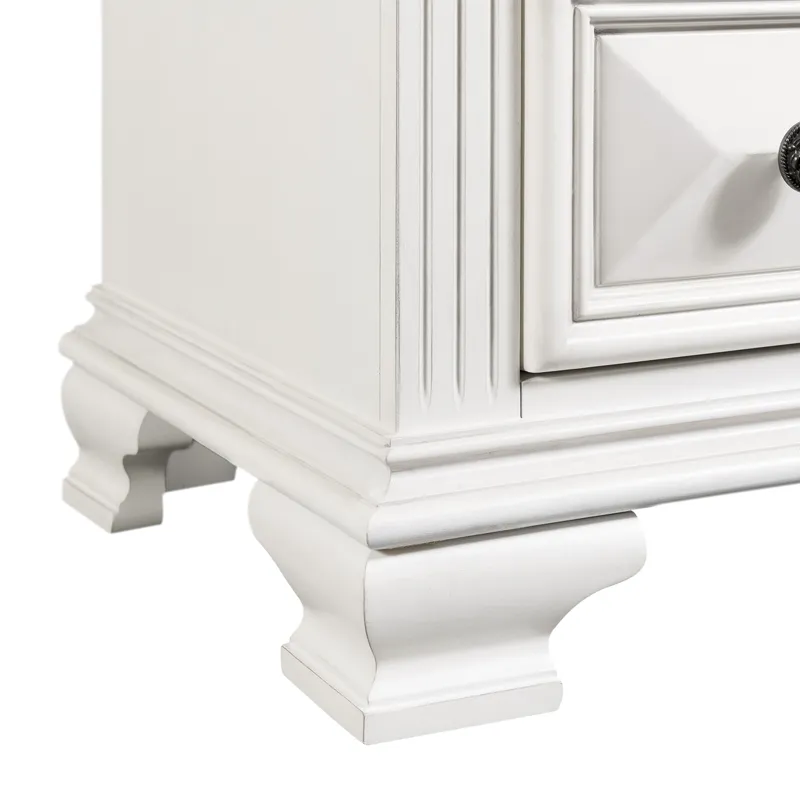 Calloway Chest Antique White Color