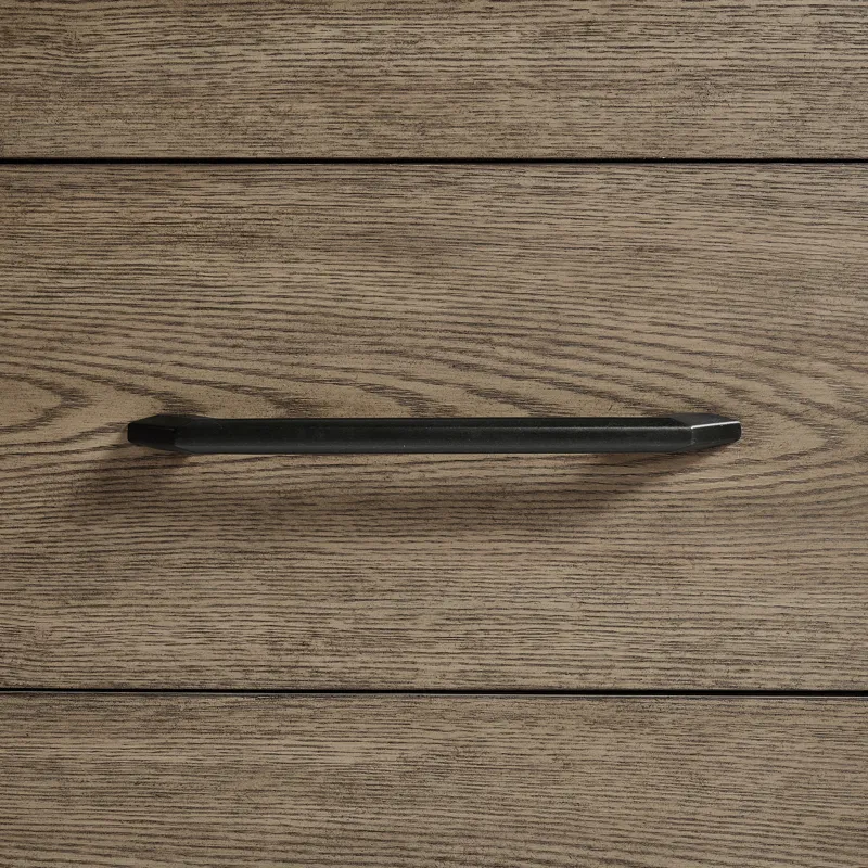 Conner Server in Oak