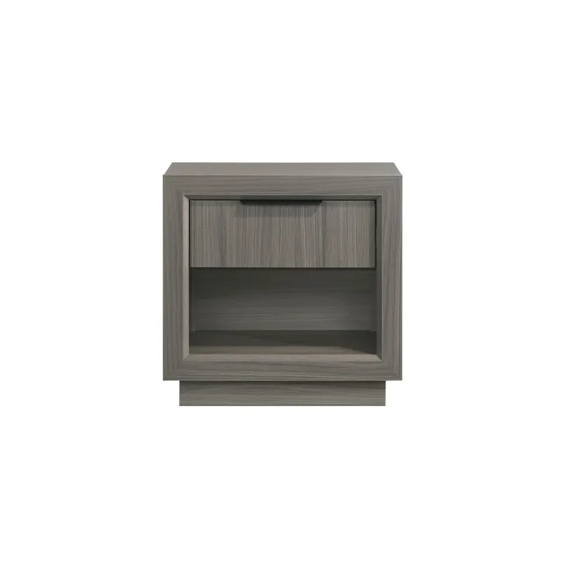 Darien Bedroom Set with Queen Bed, Dresser and Nightstand in Grey