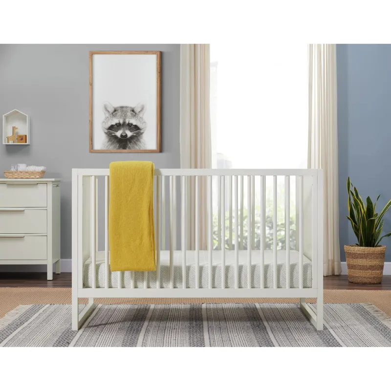 Emery Crib in White