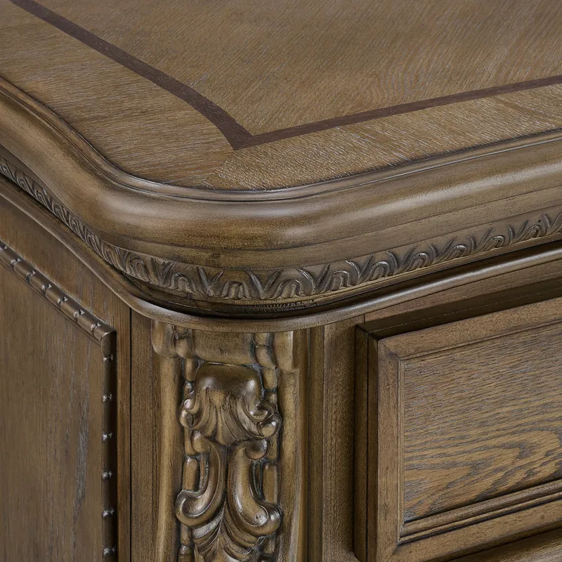 Madison Park Server in Walnut