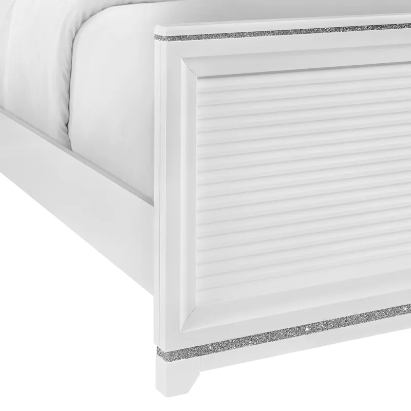 Denmark White 4PC Set w/Queen Bed & NS