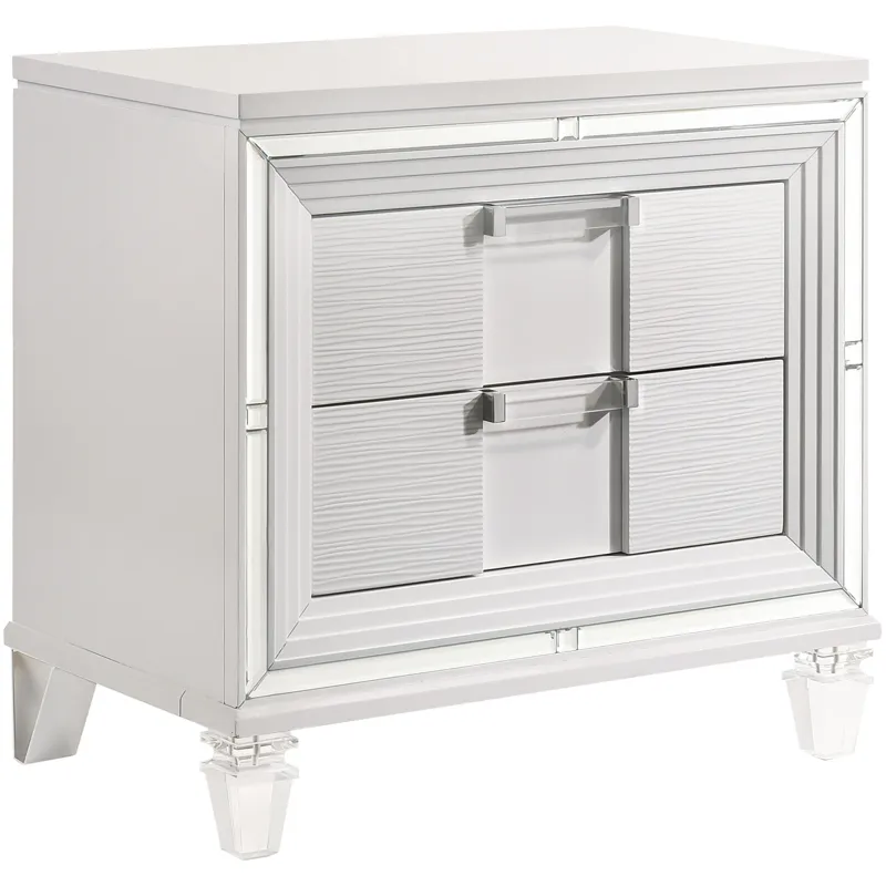 Twenty Nine White 4PC Queen Set w/NS