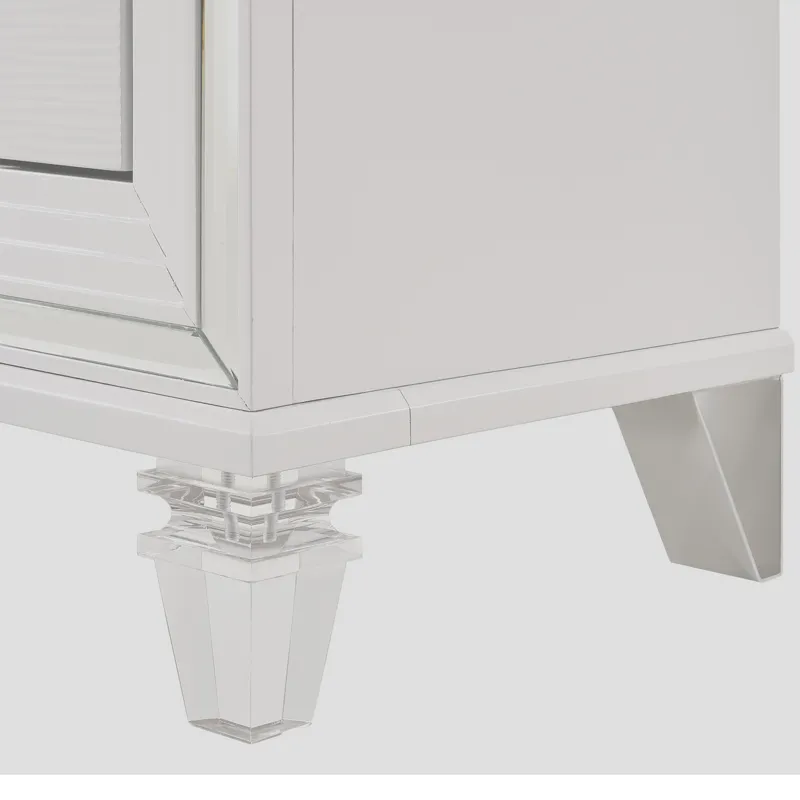 Twenty Nine Dressing Set w/LED & USB Plug White