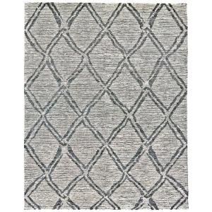 7226 Finley in Graphite