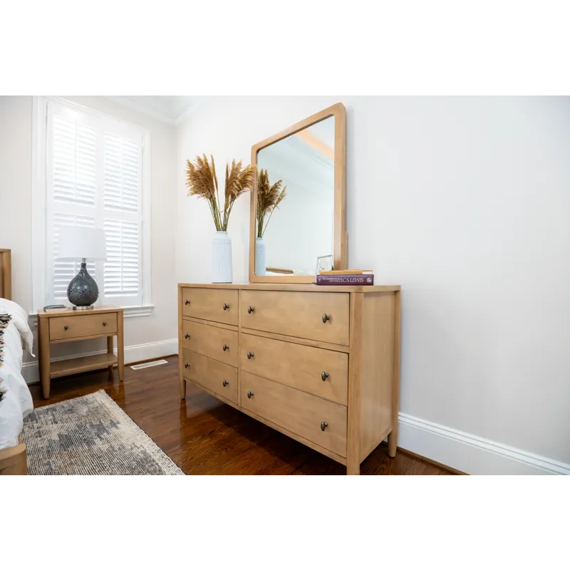 Chatham - 6 Drawer Dresser - Warm Maple Finish