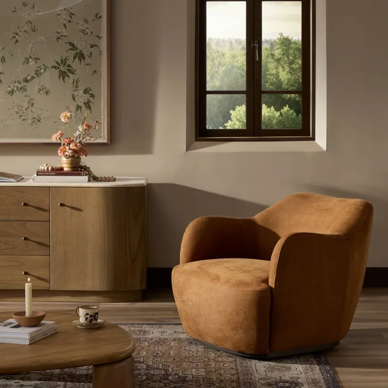 Julius Swivel Chair - Nubuck Cognac 
