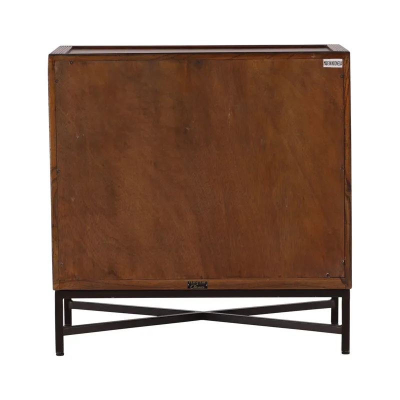 Rouge Cabinet