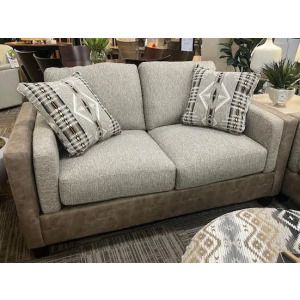 Passion Vintage Loveseat