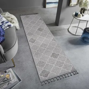 Guros - 2\' x 8\' Trellis Indoor / Outdoor Area Rug - White / Gray