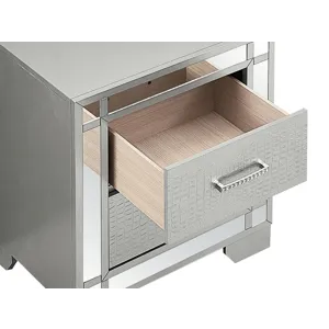 Madison - Nightstand - Silver Champagne