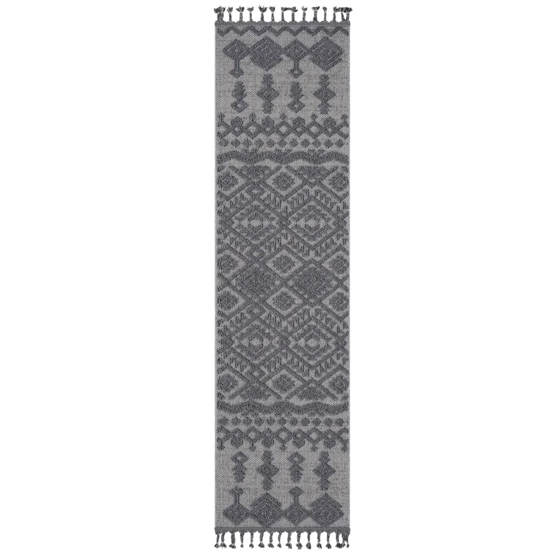 Guros - 2\' x 8\' Traditional Indoor / Outdoor Area Rug - White / Gray