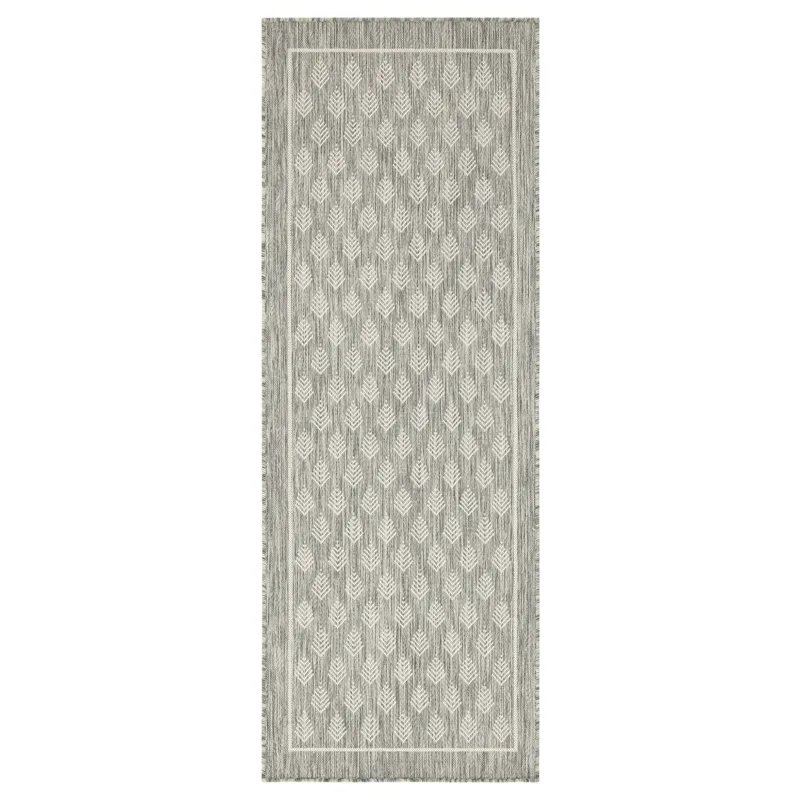 Sunshine - 2\'7\" X 7\'3\" Indoor / Outdoor Area Rug Polypropylene - Silver