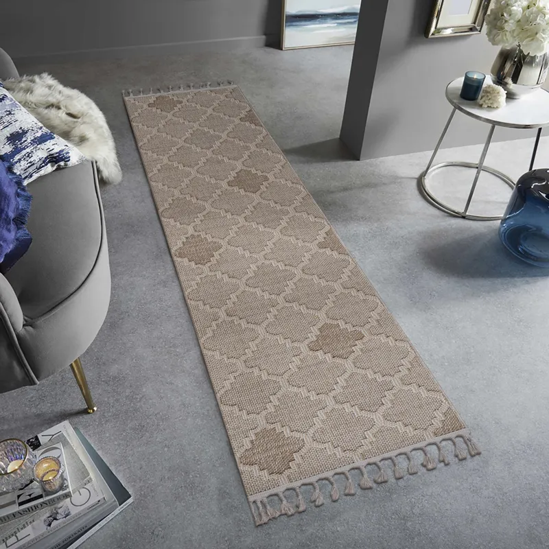 Guros - 2\' x 8\' Trellis Indoor / Outdoor Area Rug - Cream