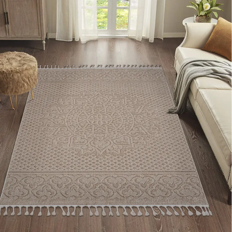 Guros - 6\' x 9\' Medallion Indoor / Outdoor Area Rug - Beige