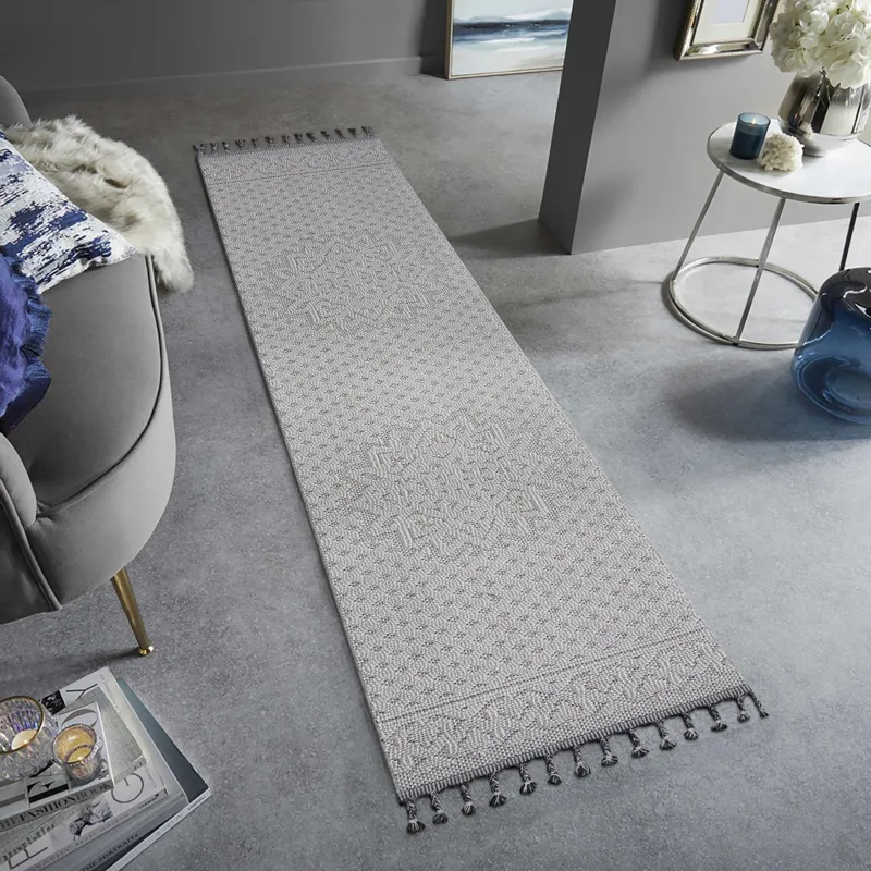 Guros - 2\' x 8\' Medallion Indoor / Outdoor Area Rug - White / Ivory