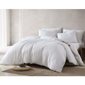 Maddie Matelass&eacute; 3 pc King Comforter Set