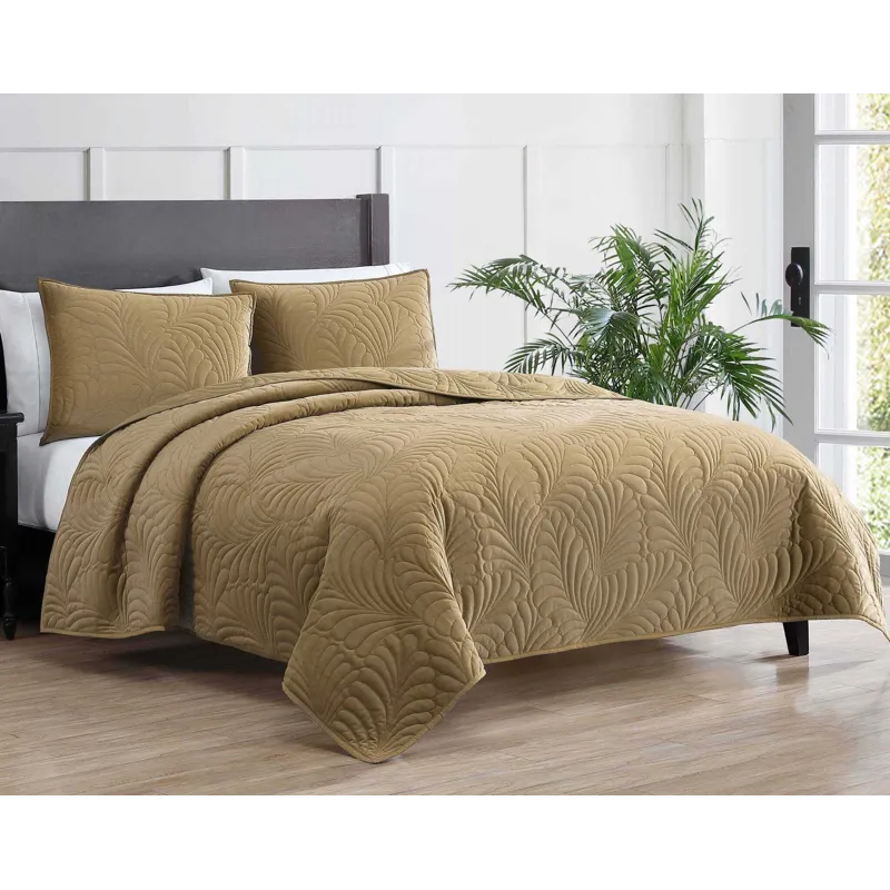 Marlena Gold 3 pc Queen Comforter Set
